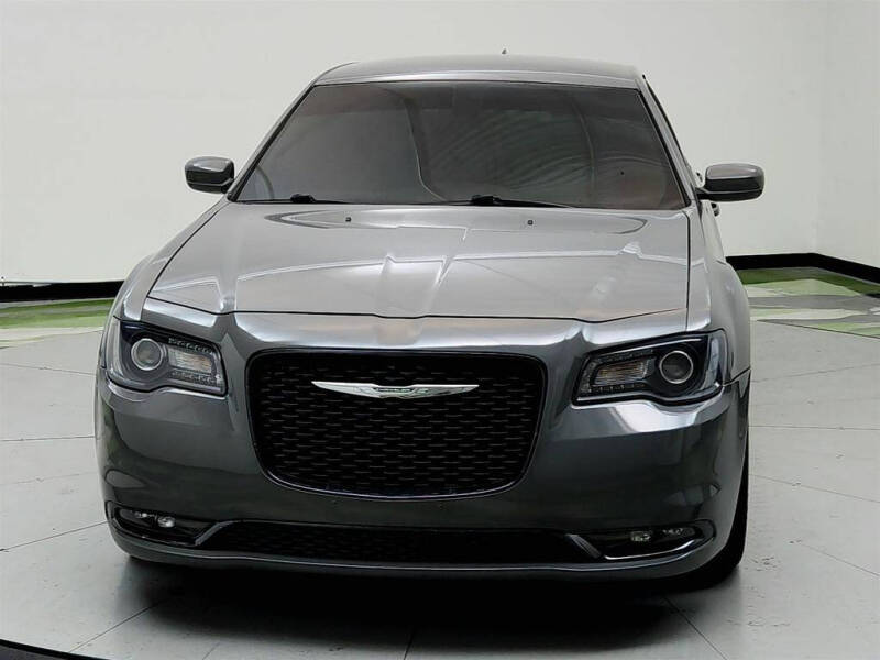2019 Chrysler 300 S