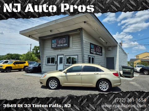 2011 Chrysler 200 Touring Photo