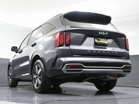 2022 Kia Sorento S