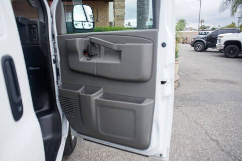 2023 Chevrolet Express 2500