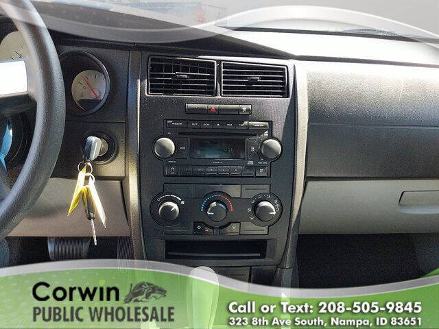 2006 Dodge Charger SE