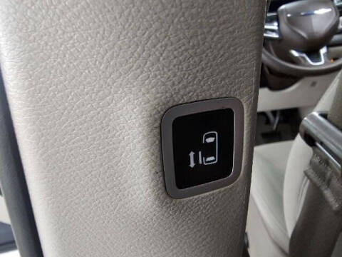 2020 Chrysler Pacifica Touring