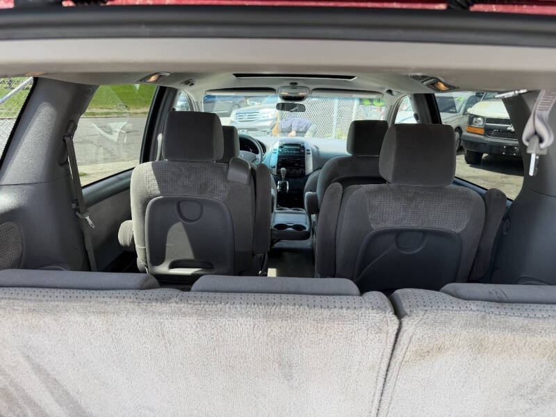 2007 Toyota Sienna CE 7-Passenger