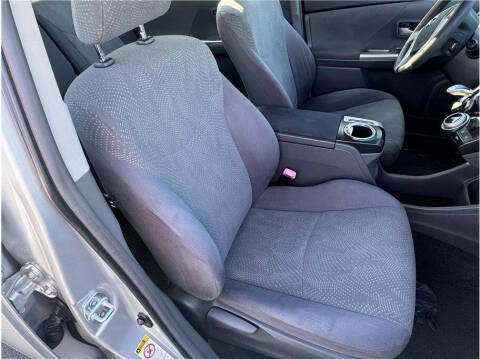 2012 Toyota Prius v Three