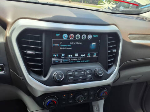 2019 GMC Acadia SLT-1