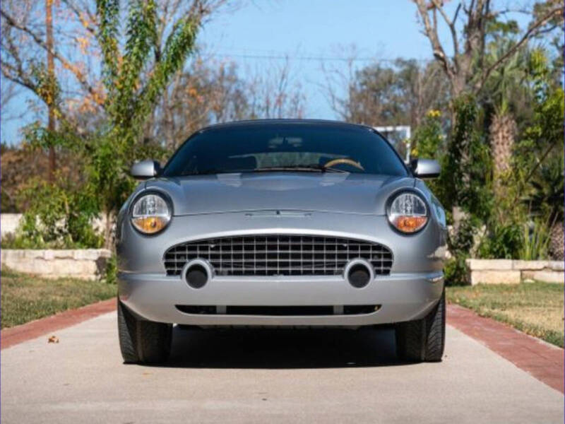 2002 Ford Thunderbird Deluxe