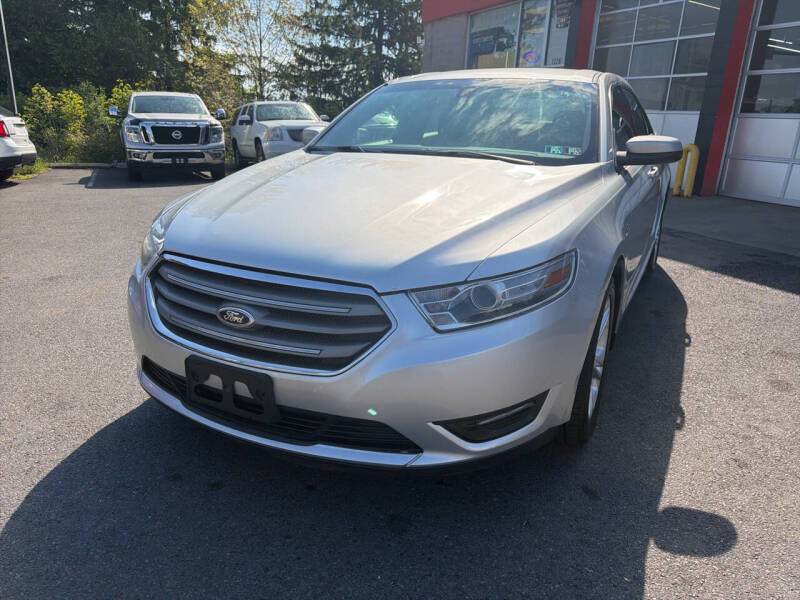 2013 Ford Taurus SEL