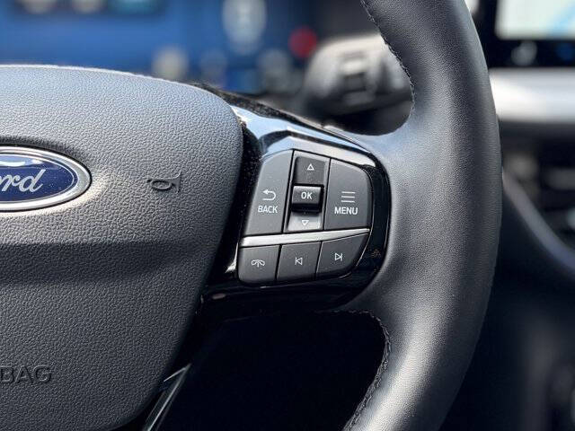 2025 Ford Escape Hybrid Platinum
