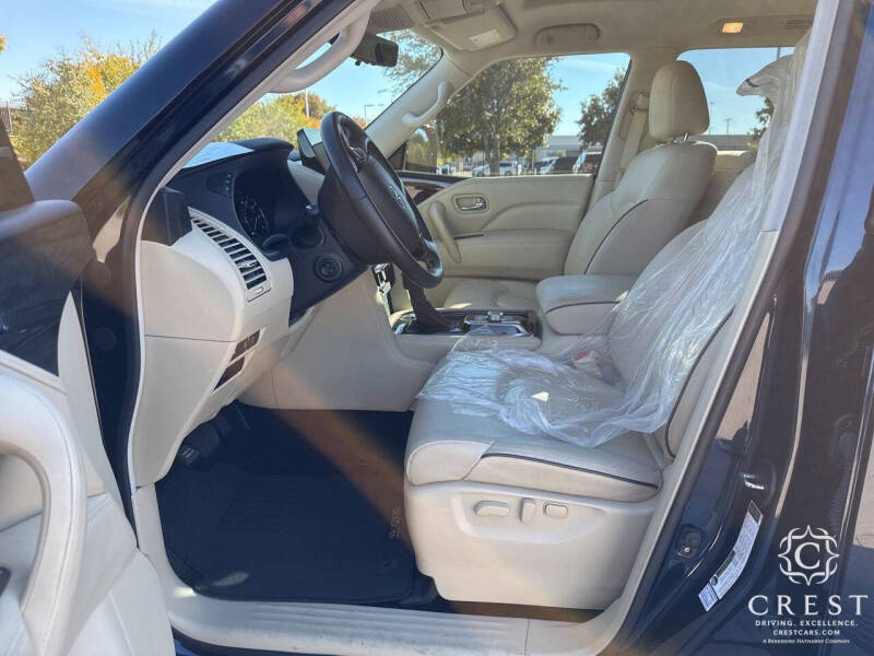 2022 Infiniti QX80 Luxe