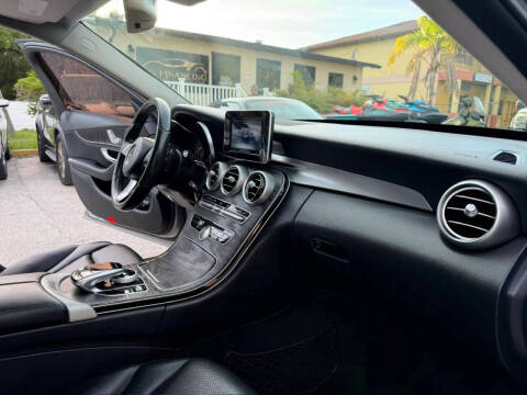 2016 Mercedes-Benz C-Class