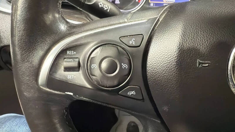2020 Buick Enclave Essence