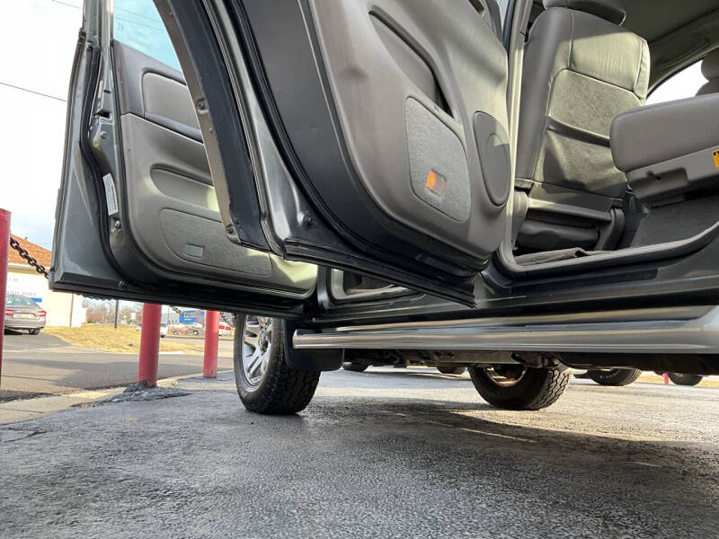 2004 Toyota Sequoia Limited