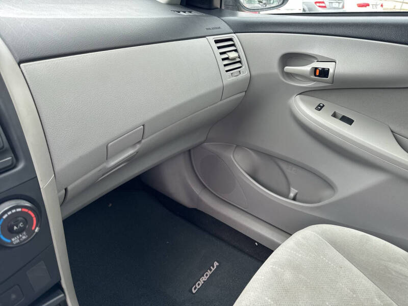 2013 Toyota Corolla L