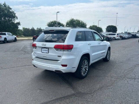 2017 Jeep Grand Cherokee Summit