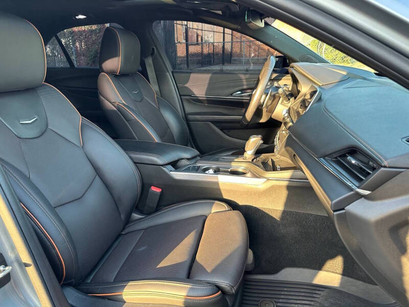 2023 Cadillac CT4 Sport