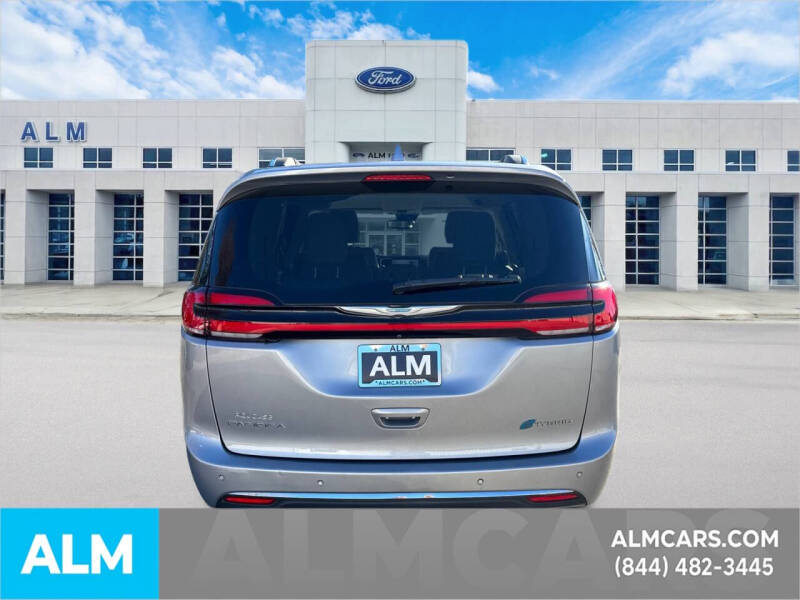 2021 Chrysler Pacifica Hybrid Touring L