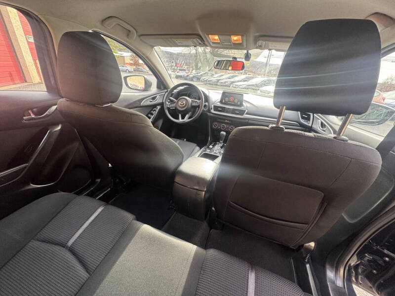 2017 Mazda MAZDA3 Sport