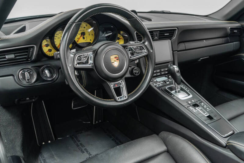 2018 Porsche 911 Targa 4 GTS