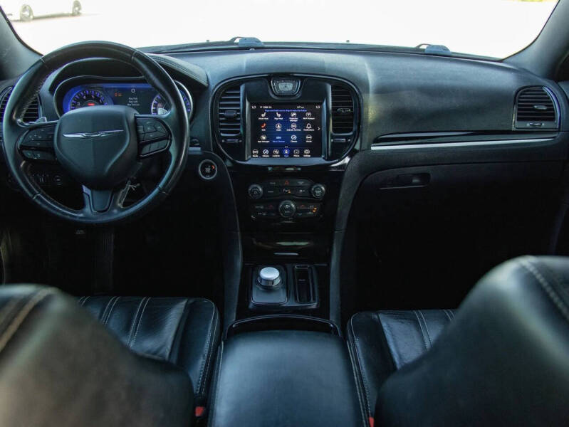 2021 Chrysler 300 S V6