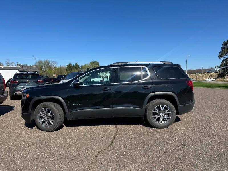 2023 GMC Acadia SLT