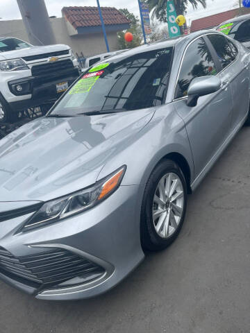 2022 Toyota Camry LE