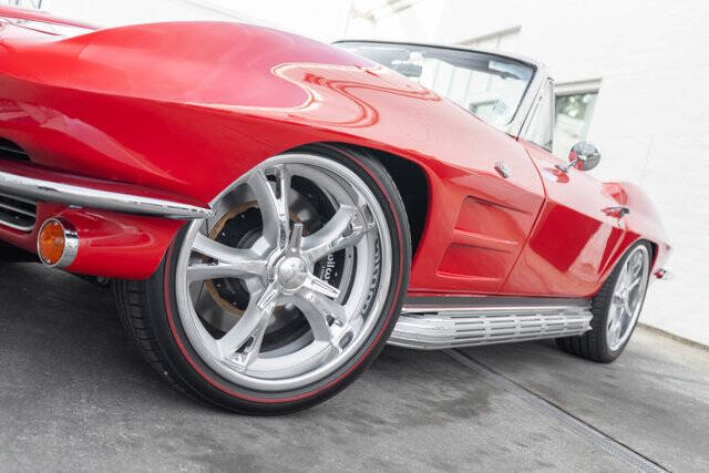 1963 Chevrolet Corvette 4