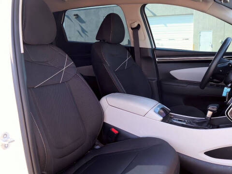 2023 Hyundai Tucson SE