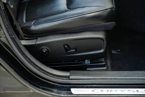 2018 Chrysler 300 Limited