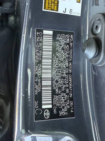 2014 Toyota Prius Five