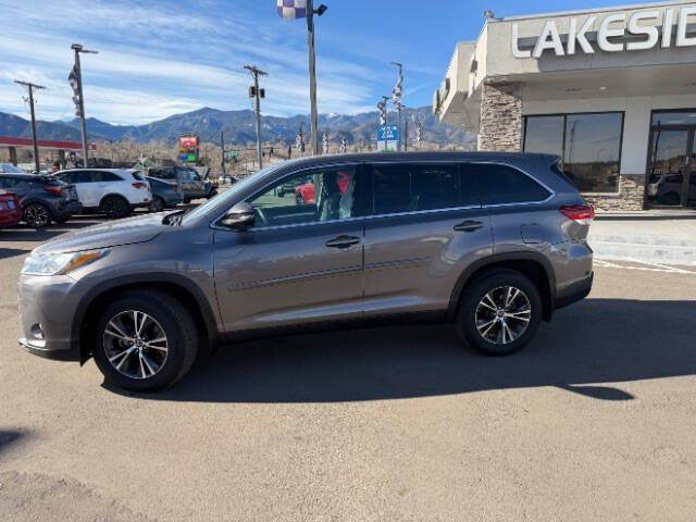 2019 Toyota Highlander LE