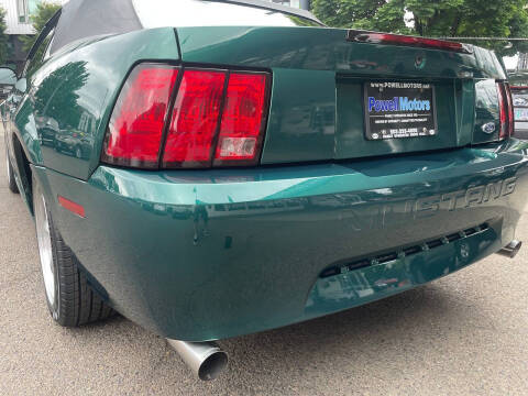 2001 Ford Mustang