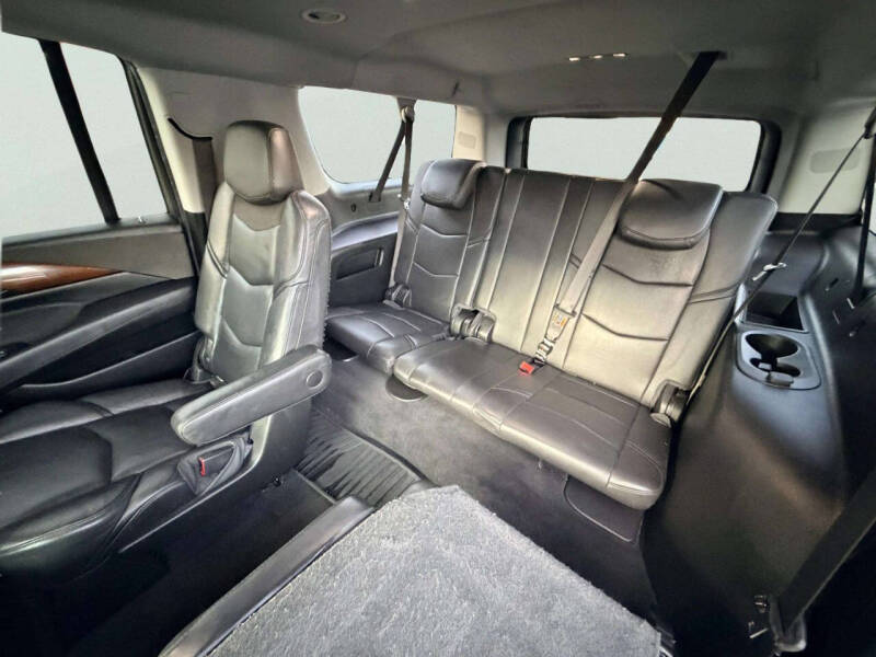 2019 Cadillac Escalade ESV Luxury