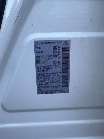 2017 Nissan Pathfinder Platinum