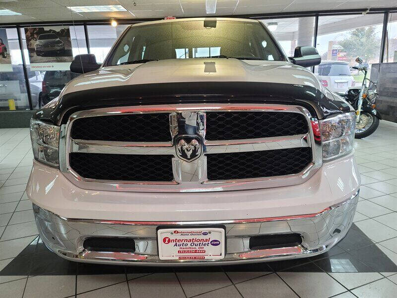 2016 RAM 1500 SLT