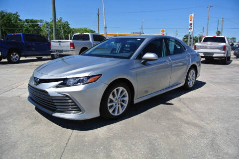 2022 Toyota Camry for sale at Multicar in Winter Haven FL