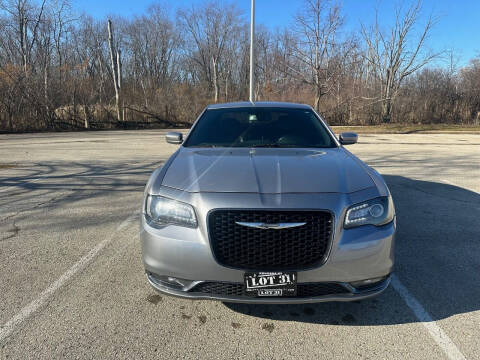 2018 Chrysler 300 S