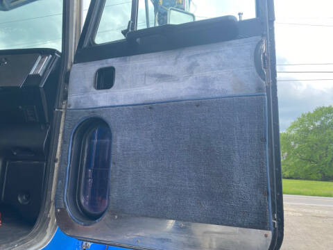 2000 Peterbilt 357