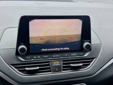 2021 Nissan Altima 2.5 SV