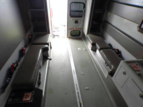 2016 Freightliner M2 106
