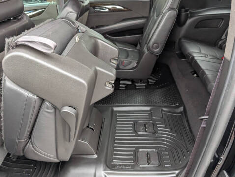 2017 Cadillac Escalade ESV Platinum