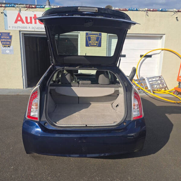 2012 Toyota Prius One