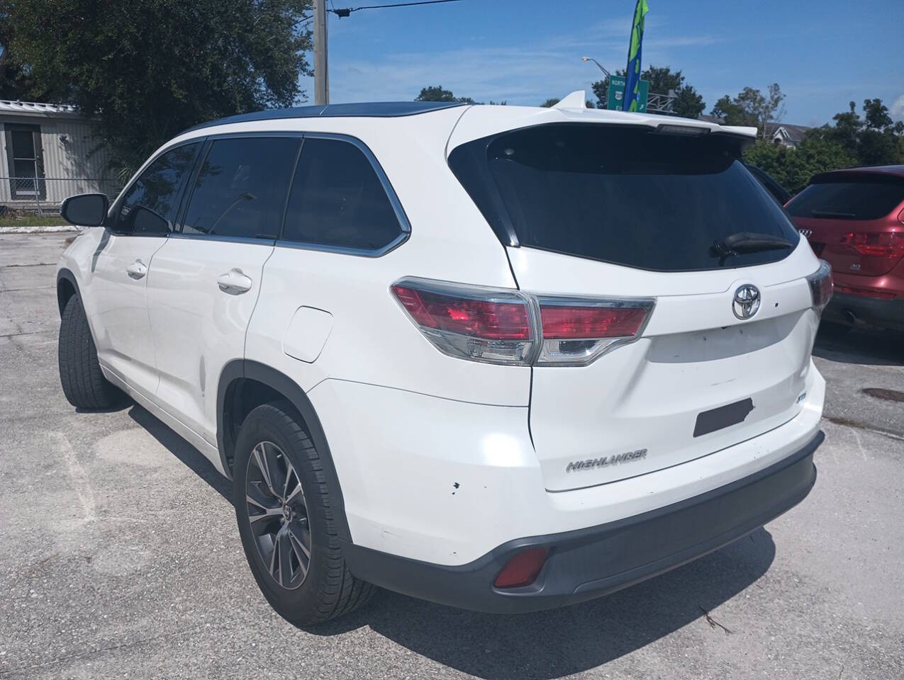 2016 Toyota Highlander for sale at Auto Outlet Of Manatee in Palmetto, FL