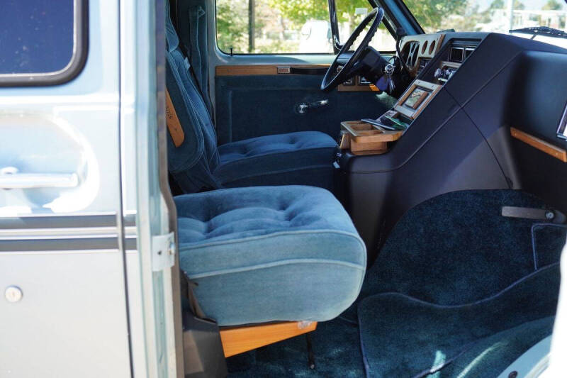 1983 GMC Vandura G2500
