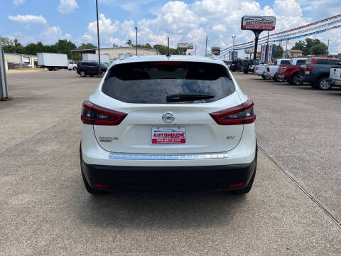 2021 Nissan Rogue Sport SV