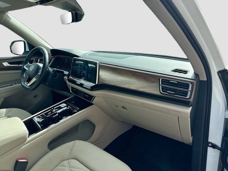 2024 Volkswagen Atlas SE 4Motion