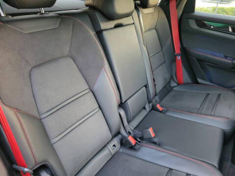 2025 Porsche Cayenne GTS Coupe