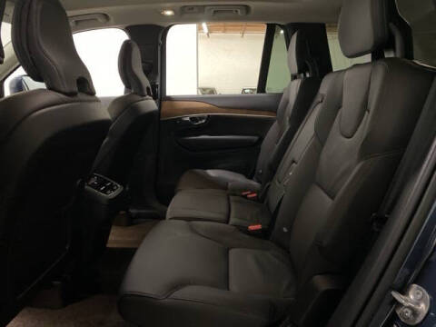 2025 Volvo XC90 B6 Plus Bright Theme 7P