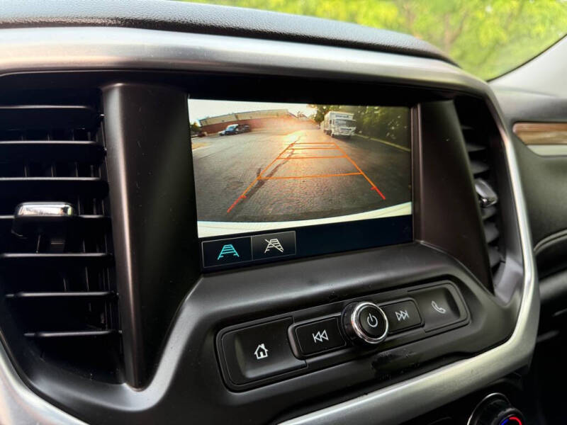 2018 GMC Acadia SLE-1