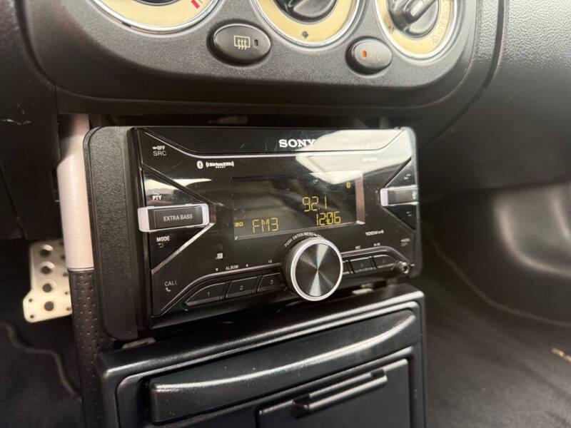 2003 Toyota MR2 Spyder