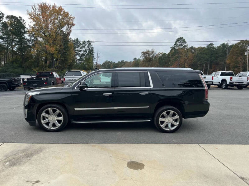 2020 Cadillac Escalade ESV Luxury
